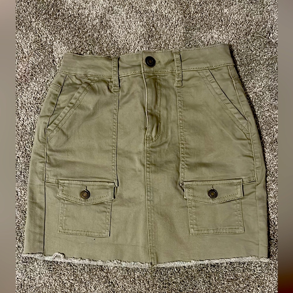 Green SO Skirt